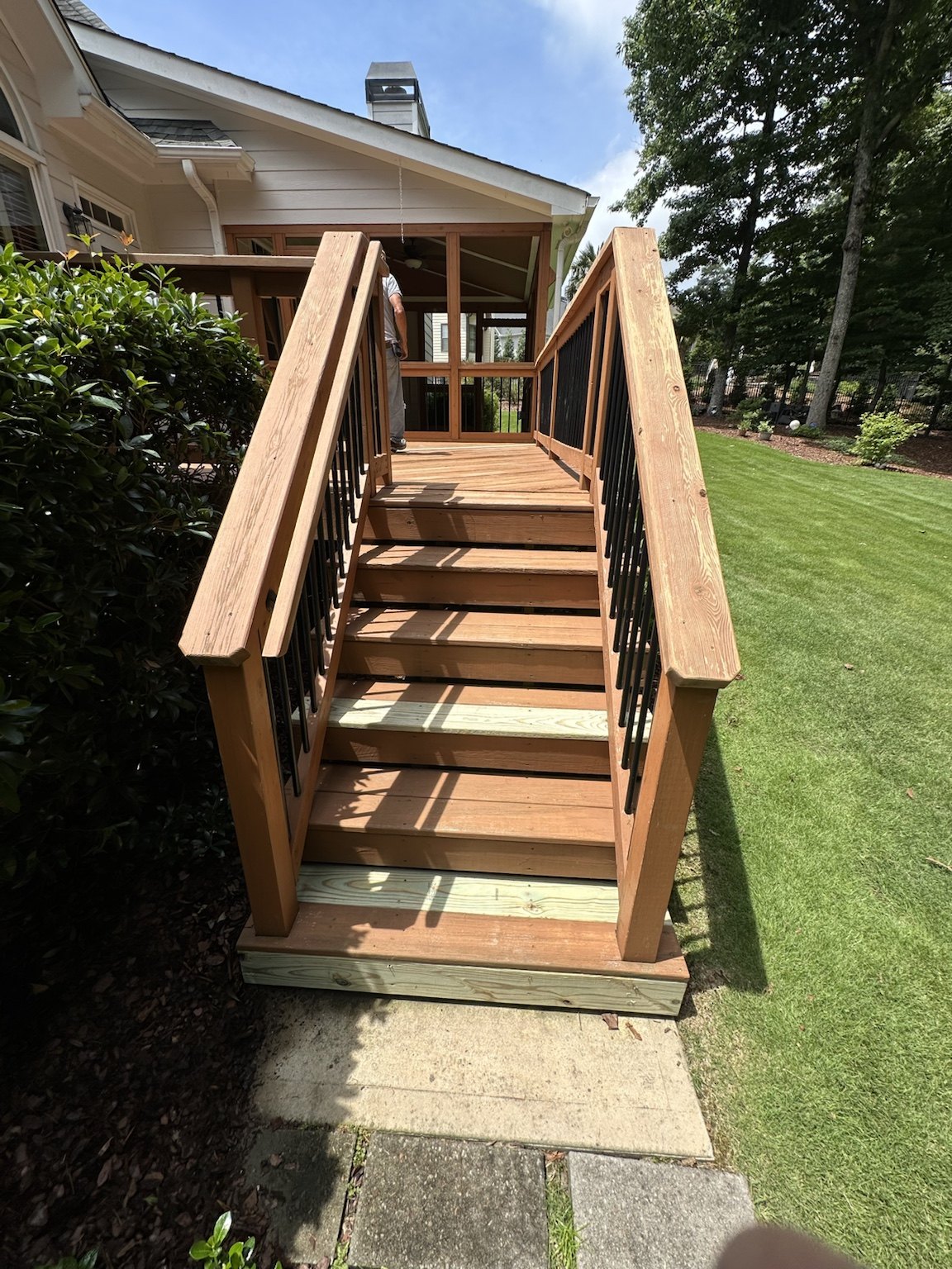 Deck and screened porch before renovation — view 3